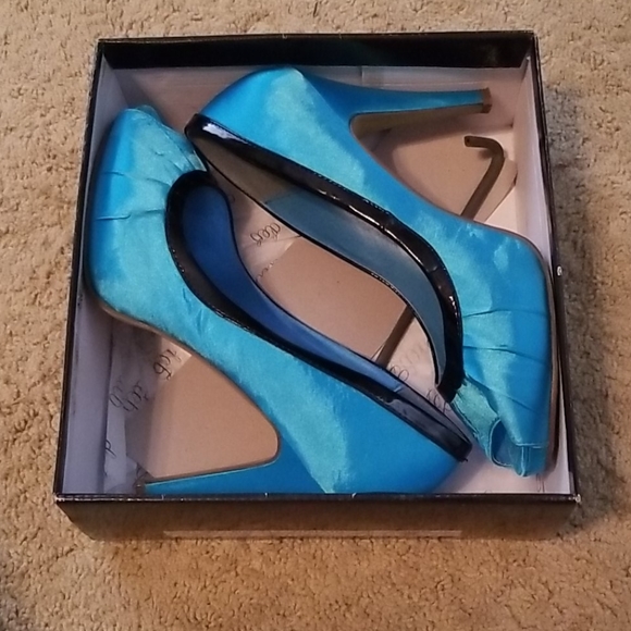 Ladies peep toe heels - Picture 4 of 4